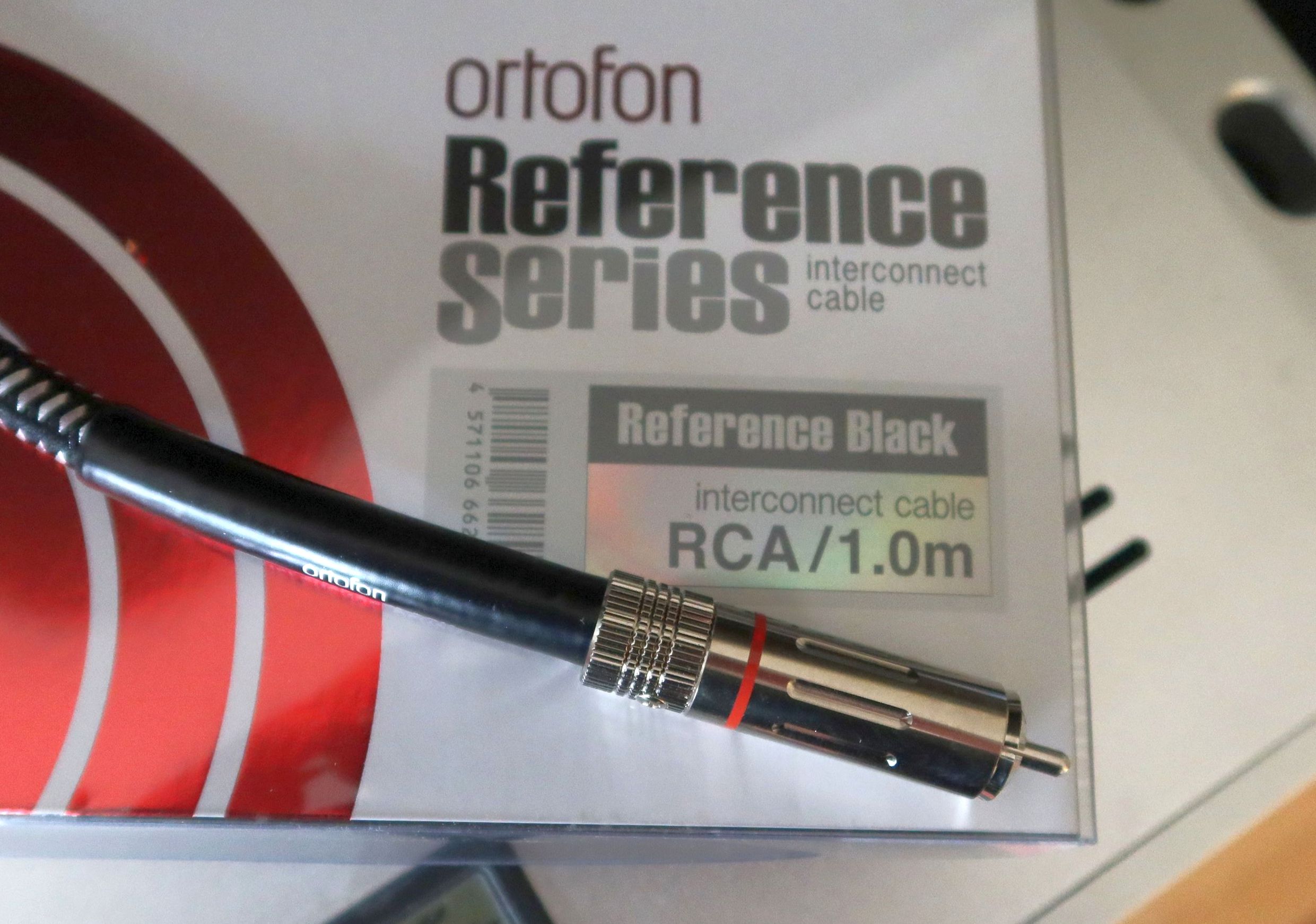 Ortofo black cable