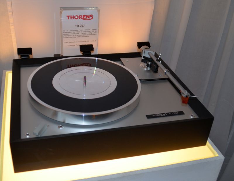 Thorens TD 907